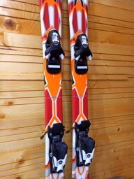 LYŽE ROSSIGNOL PURSUIT JR 120CM + LYŽIARKY SALOMON T3 ORANGE 23MP